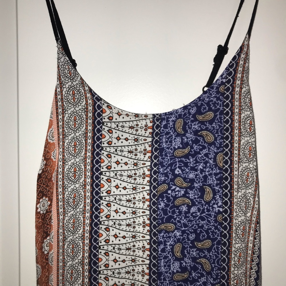 Designed Tank Top - Picture 2 of 3